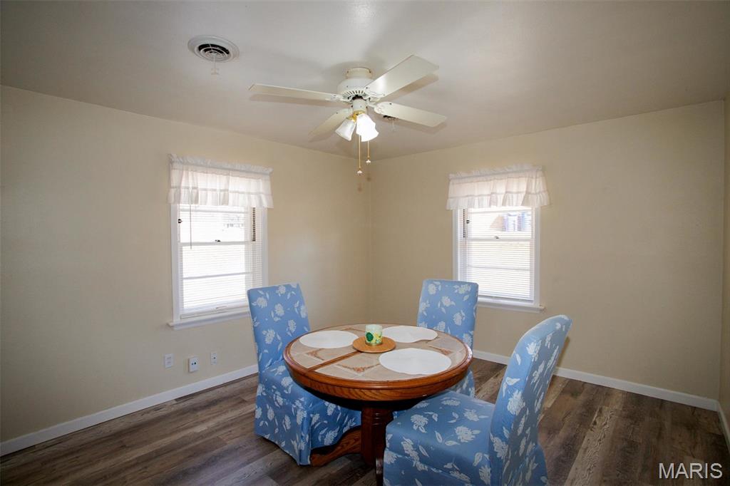 4105 Banks Road Bridgeton, MO 63074 - Photo 17 of 33