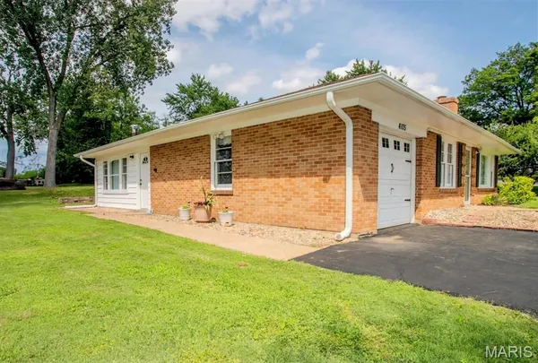 $228,900 | 4105 Banks Road, Bridgeton, MO 63074
