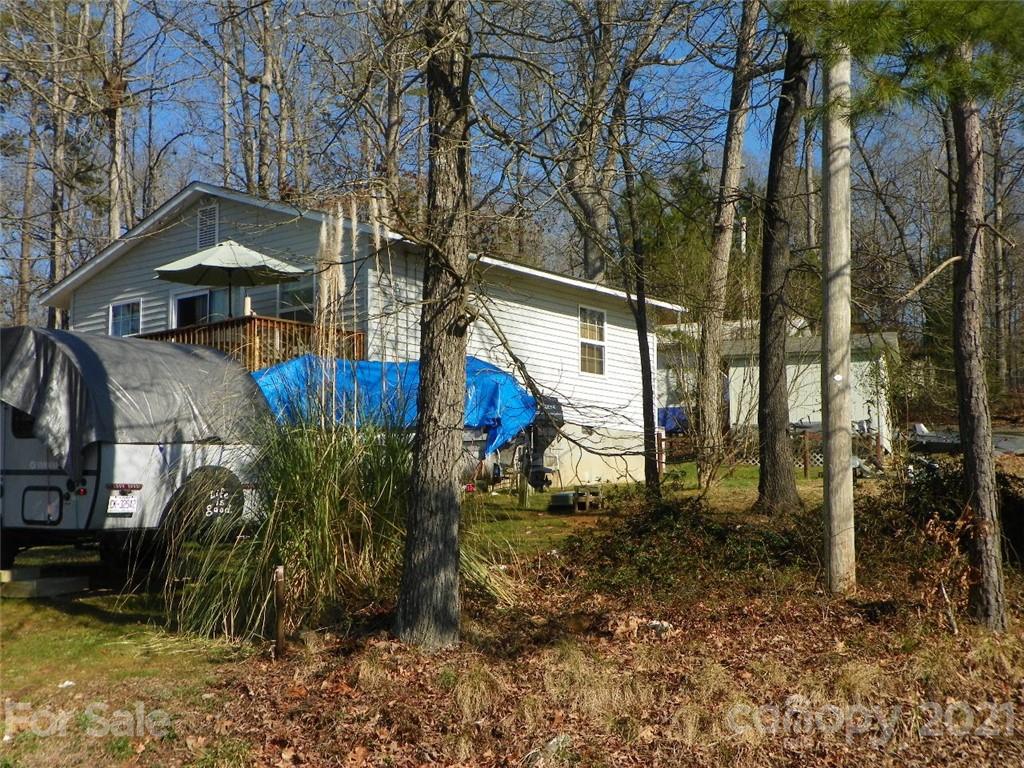 189 Shoreline Road, Unit 38/ New London, NC 28127 - Photo 2 of 16 Gallery Image 2