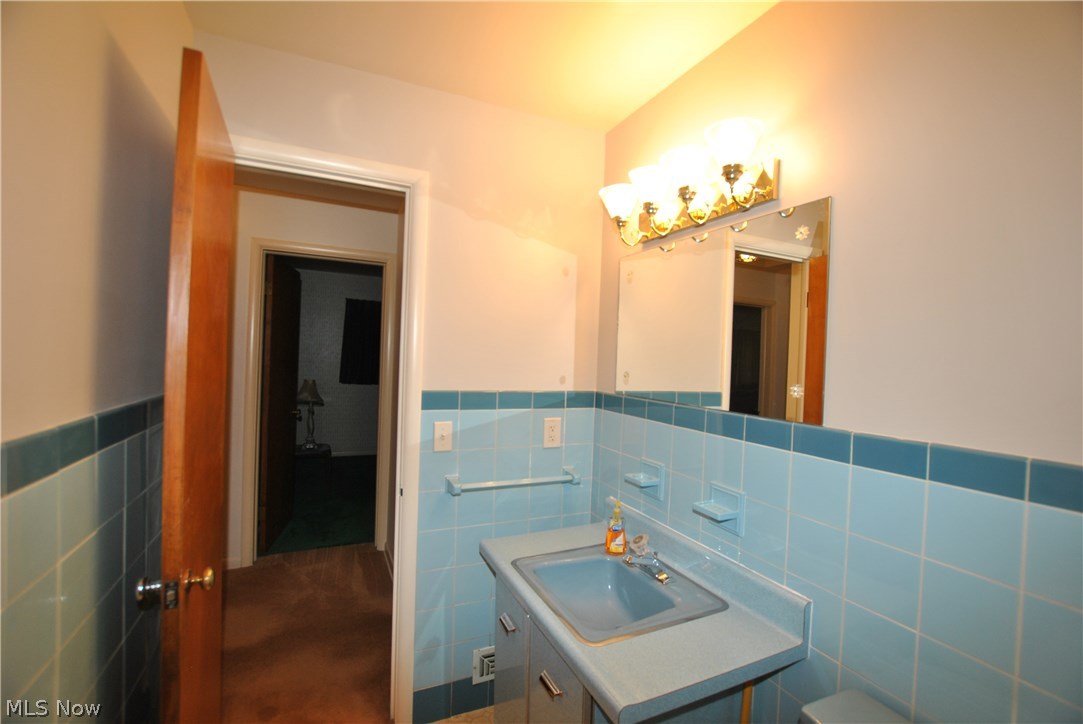 5899 Laurel Road Independence, OH 44131 - Photo 14 of 31 Gallery Image 14
