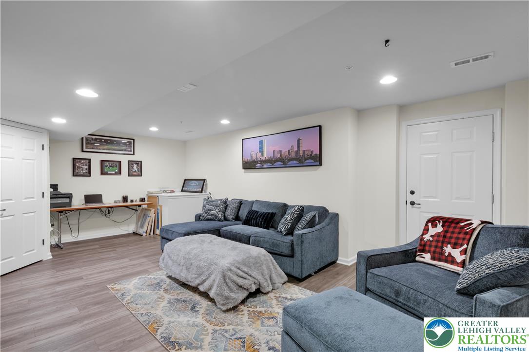 3973 Mink Road Emmaus, PA 18049 - Photo 27 of 28 Family room