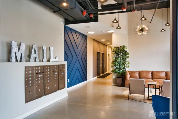 $2,100 | 18 West Main Street, Unit 207, Bound Brook, NJ 08805