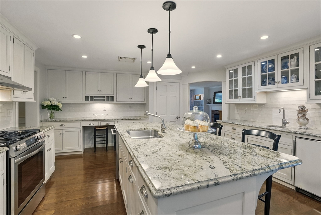 5 Coburn Road Hopkinton, MA 01748 - Photo 10 of 42 Gallery Image 10