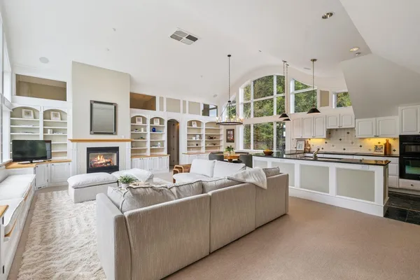 $14,000,000 | 189 Upper Springs Road, Stowe, VT 05672