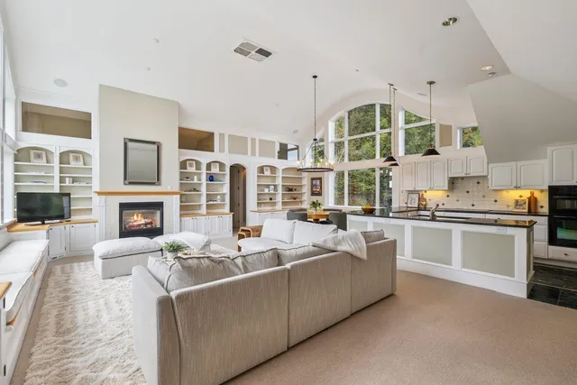 $14,000,000 | 189 Upper Springs Road, Stowe, VT 05672