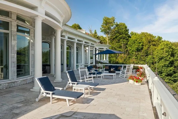 $14,000,000 | 189 Upper Springs Road, Stowe, VT 05672