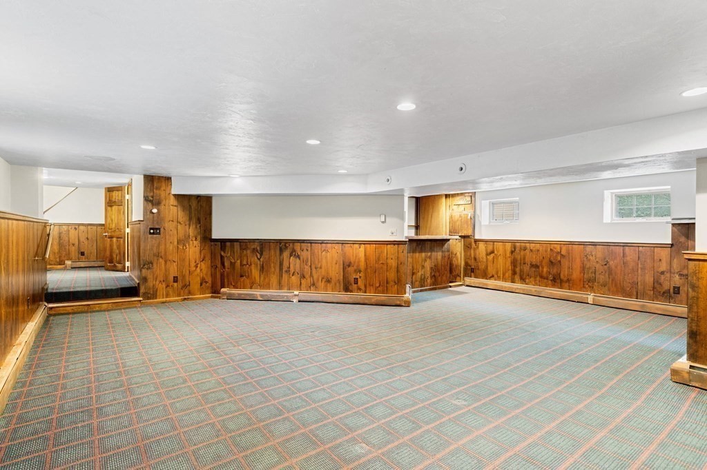 60 Prospect Street Reading, MA 01867 - Photo 35 of 42