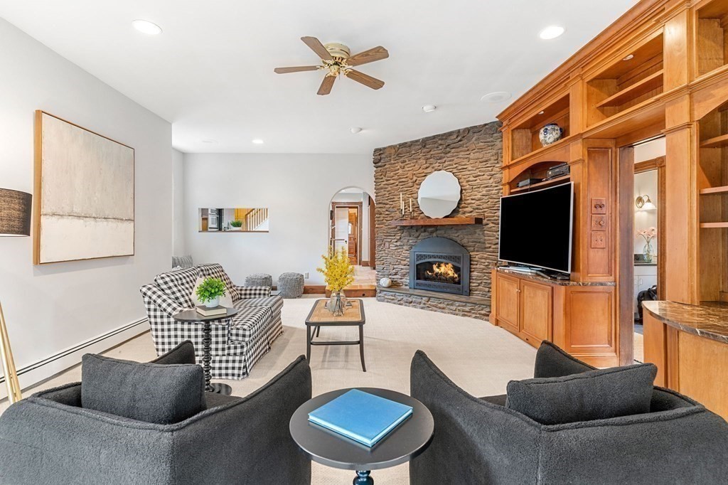 60 Prospect Street Reading, MA 01867 - Photo 10 of 42