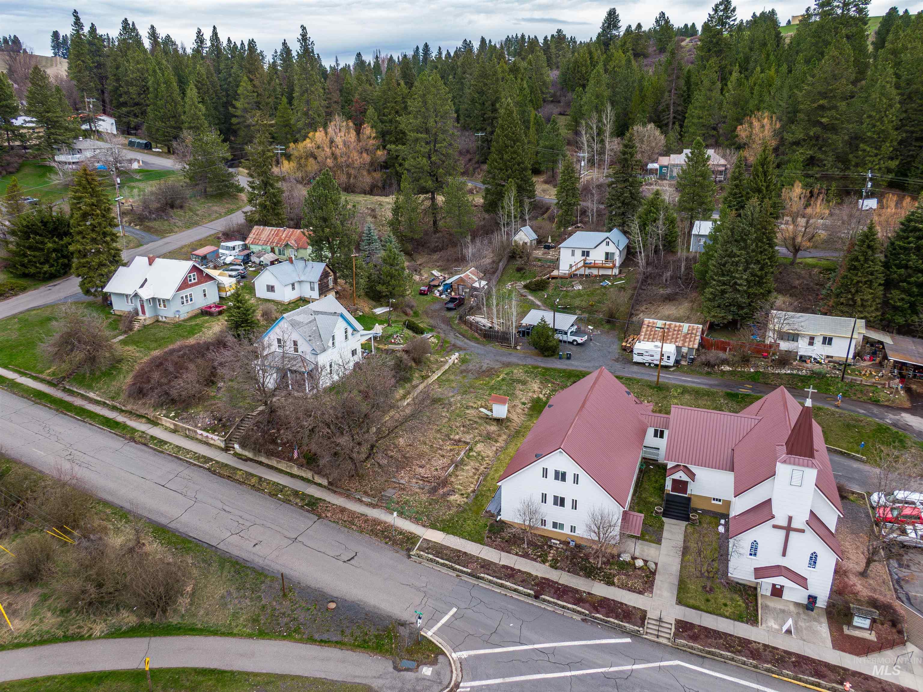 216 South Main Street Troy, ID 83871 - Photo 12 of 14