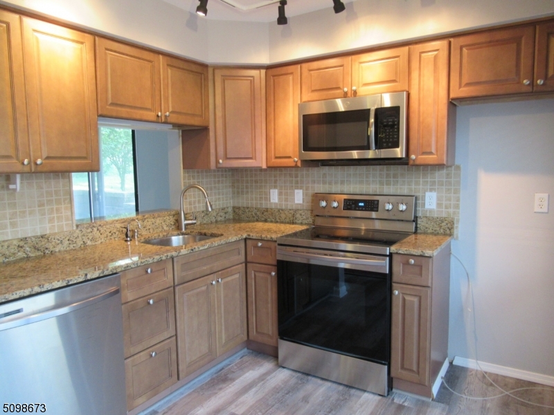 849 Upper Way Wharton, NJ 07885 - Photo 5 of 13