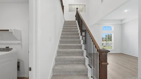 $400,000 | 10021 Mulhouse Drive, Schertz, TX 78154