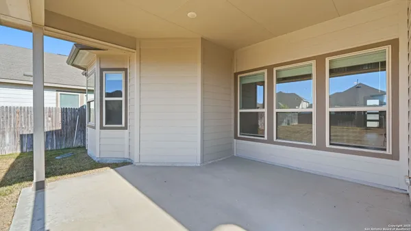 $400,000 | 10021 Mulhouse Drive, Schertz, TX 78154