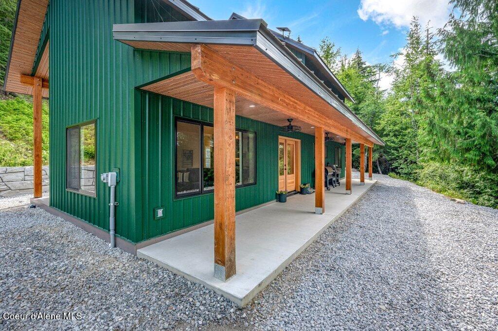 149 Idyllwild Road Sagle, ID 83860 - Photo 4 of 39 --3.jpg-SMALL