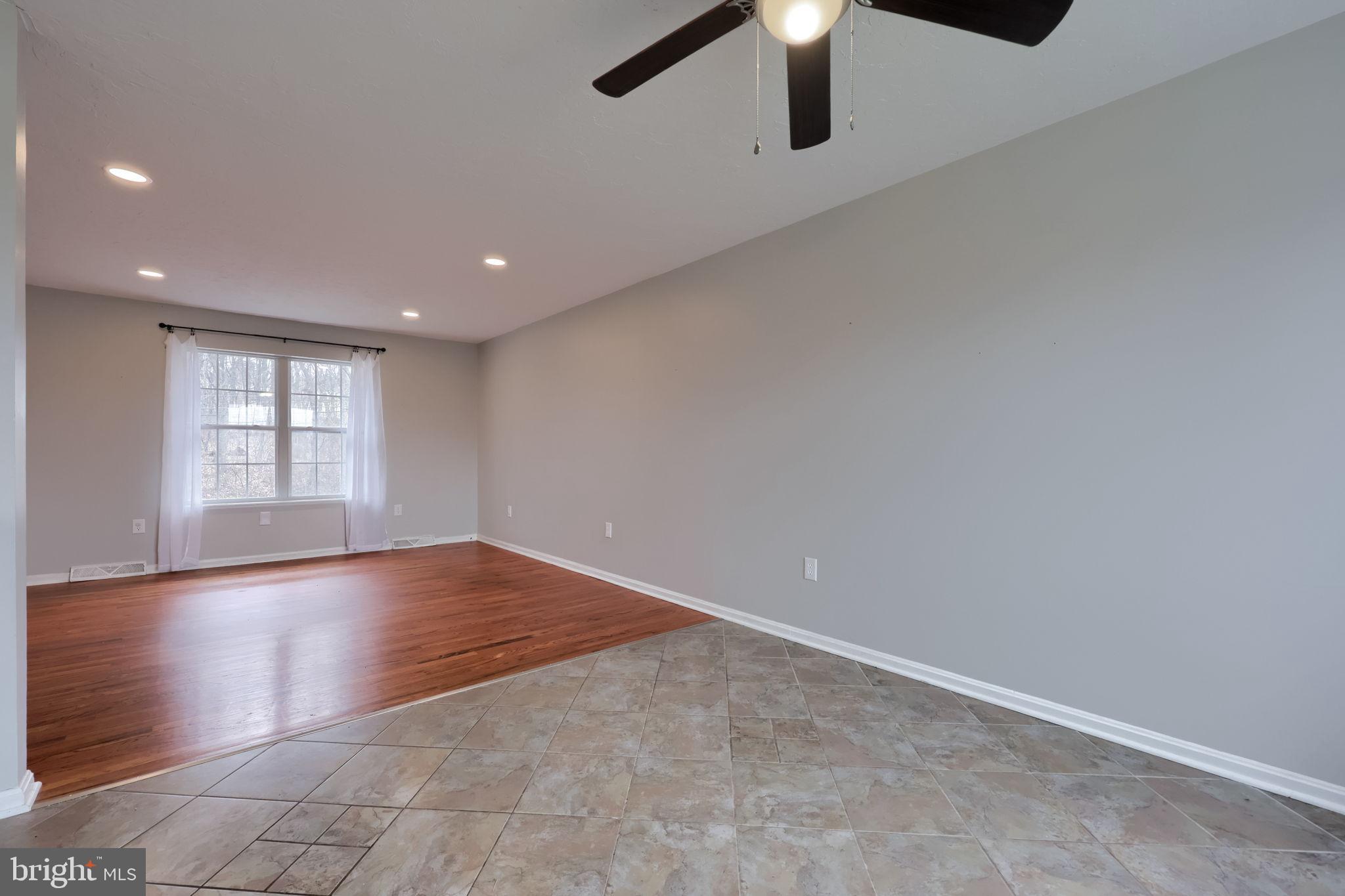 3333 Druck Valley Road York, PA 17406 - Photo 12 of 40 Spacious, light-filled living area awaits you.