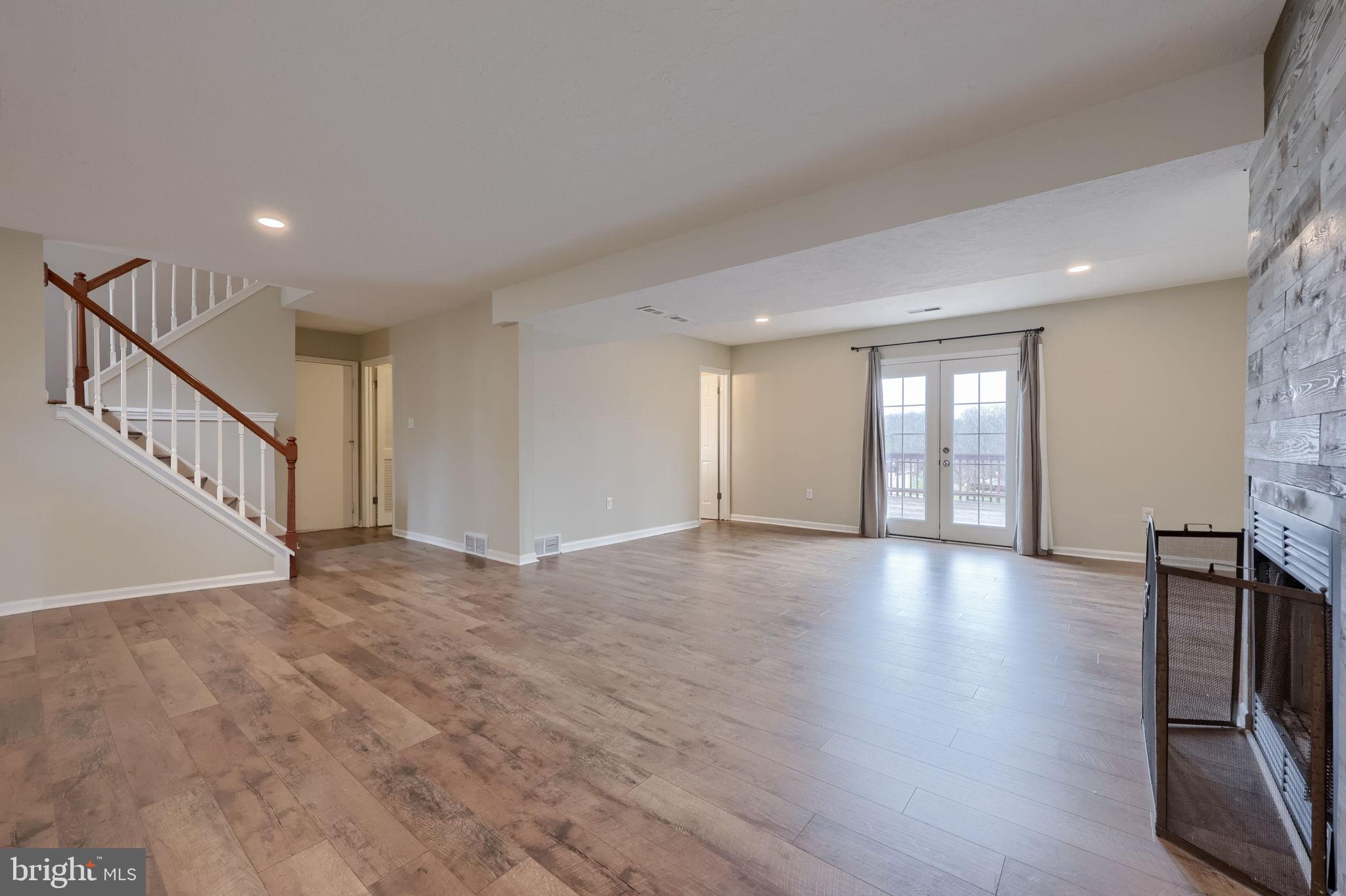 3333 Druck Valley Road York, PA 17406 - Photo 26 of 40 Spacious living area with natural light.