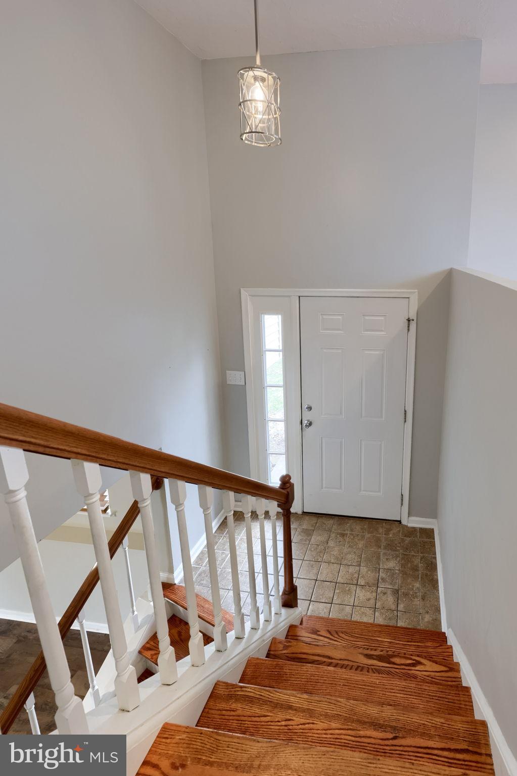 3333 Druck Valley Road York, PA 17406 - Photo 7 of 40 Inviting entryway with elegant staircase.