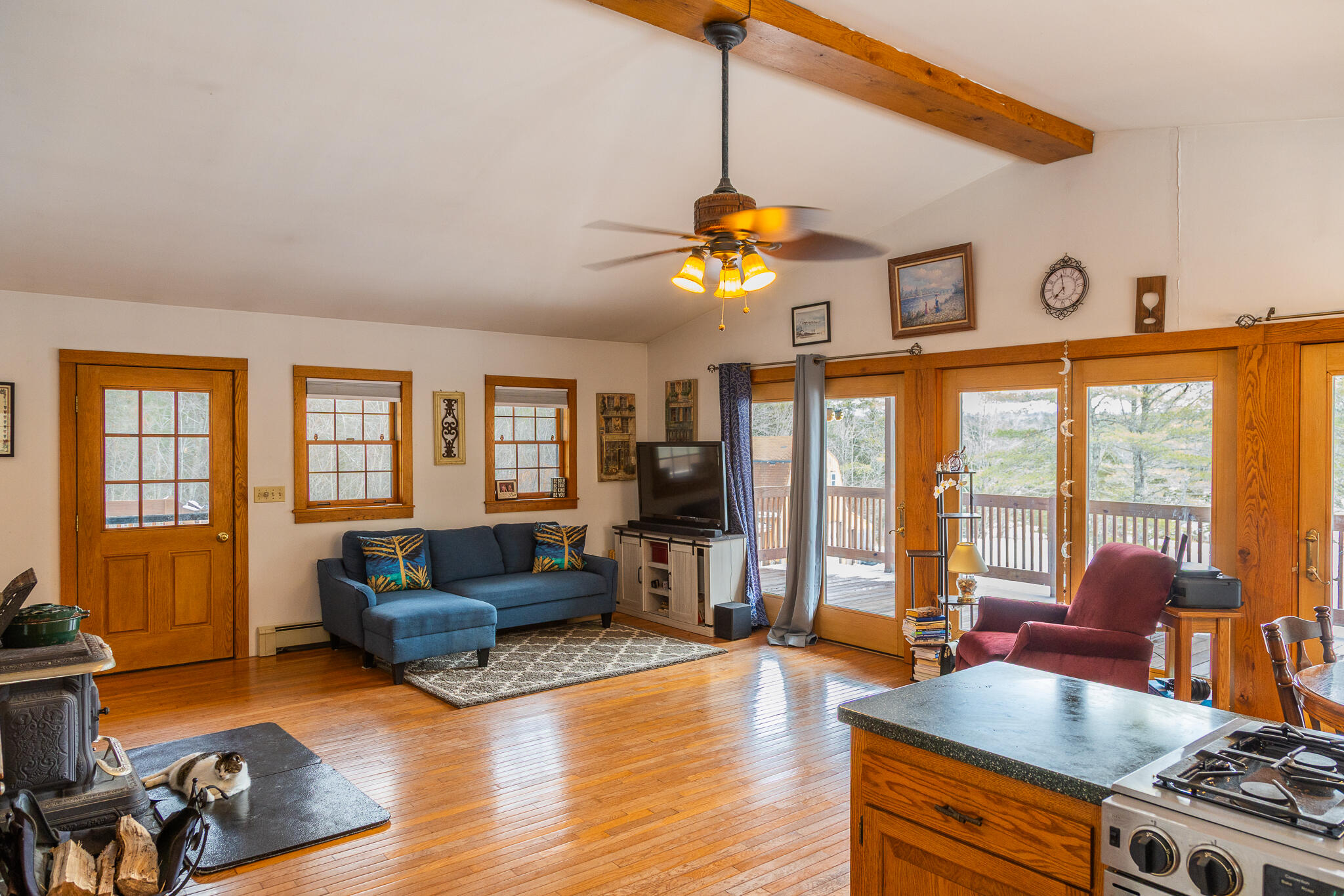289 Fitch Road Washington, ME 04574 - Photo 2 of 23 8T3A6861