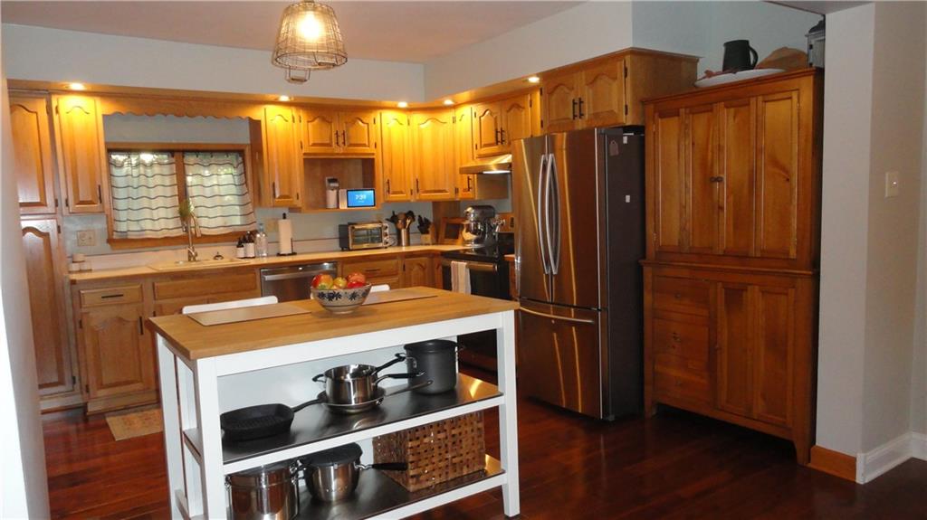 764 Rose Point Road New Castle, PA 16101 - Photo 9 of 25