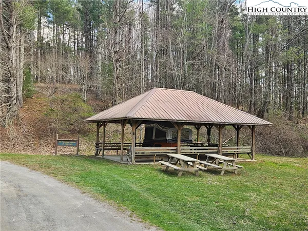 $90,000 | Panorama Drive, Todd, NC 28684