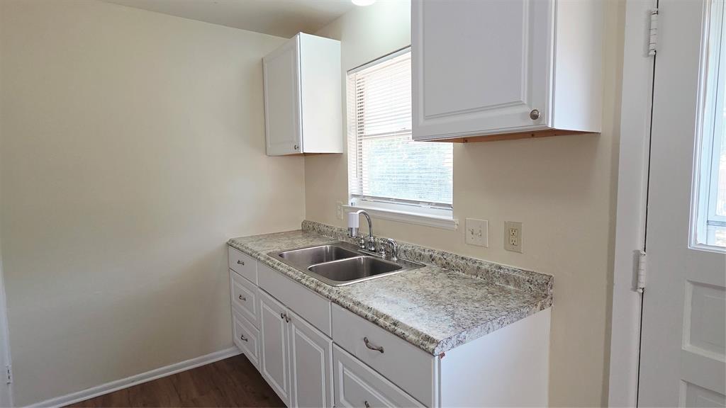 1623 Milner Road Irving, TX 75061 - Photo 6 of 12 Gallery Image 6