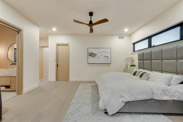 $10,000 | 1622 Sylvan Avenue, Dallas, TX 75208