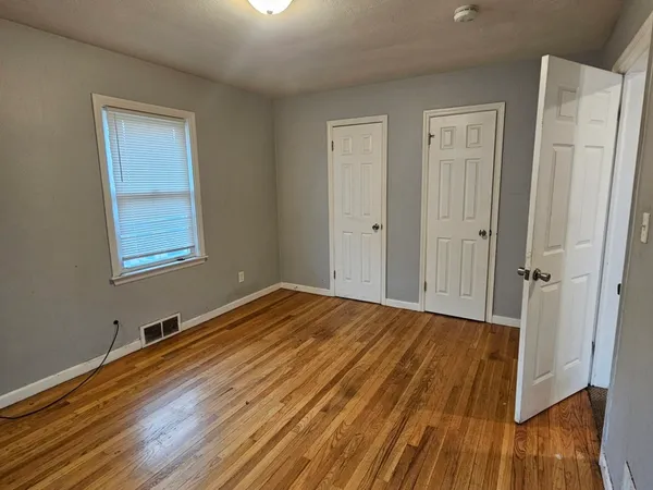 $195,000 | 3617 Monroe Street, Lansing, IL 60438