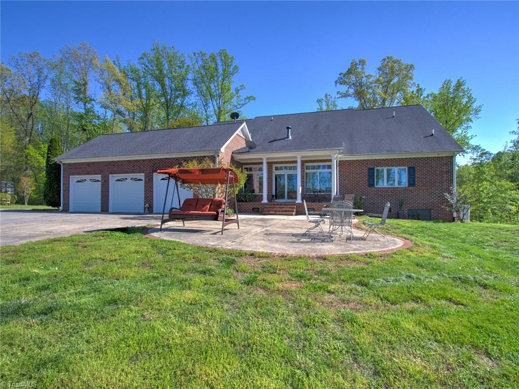 299 Fairfield Road Reidsville, NC 27320 - Photo 2 of 30 Gallery Image 2