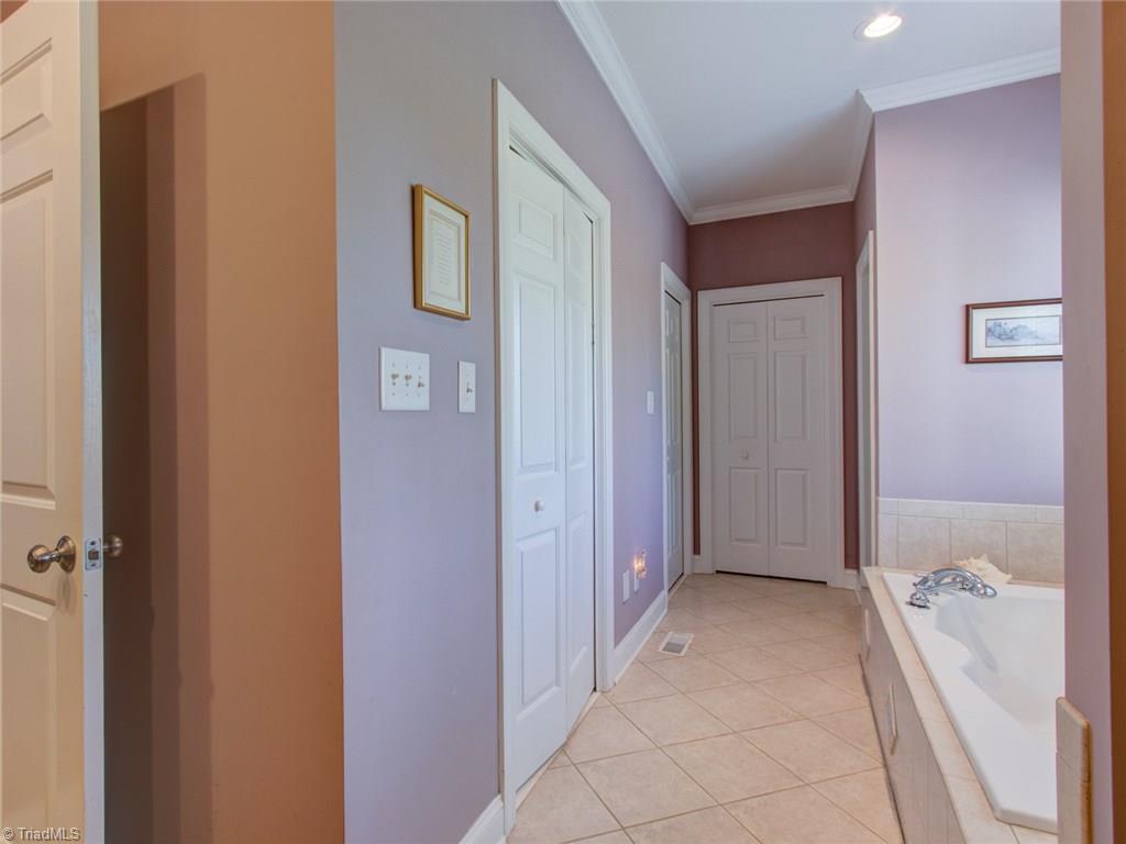 299 Fairfield Road Reidsville, NC 27320 - Photo 20 of 30 Gallery Image 20