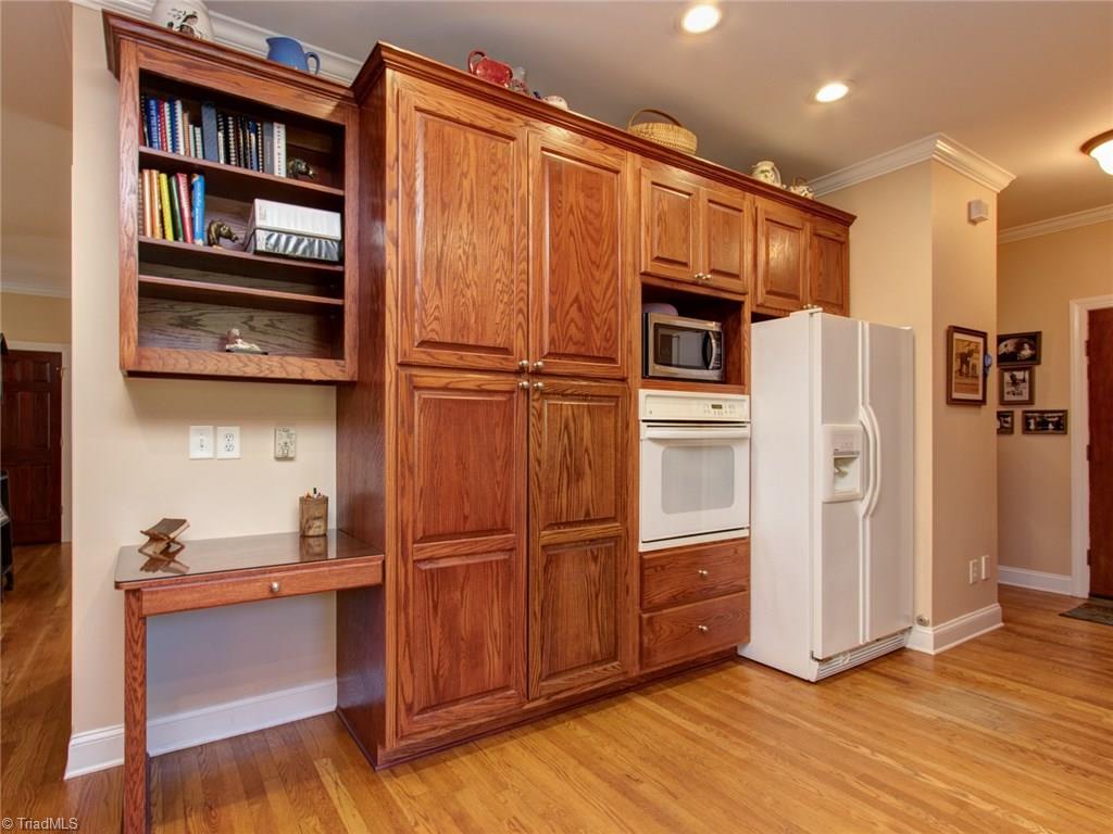 299 Fairfield Road Reidsville, NC 27320 - Photo 7 of 30 Gallery Image 7
