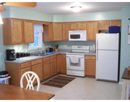 539 North Brookfield Road Barre, MA 01005 - Photo 3 of 14