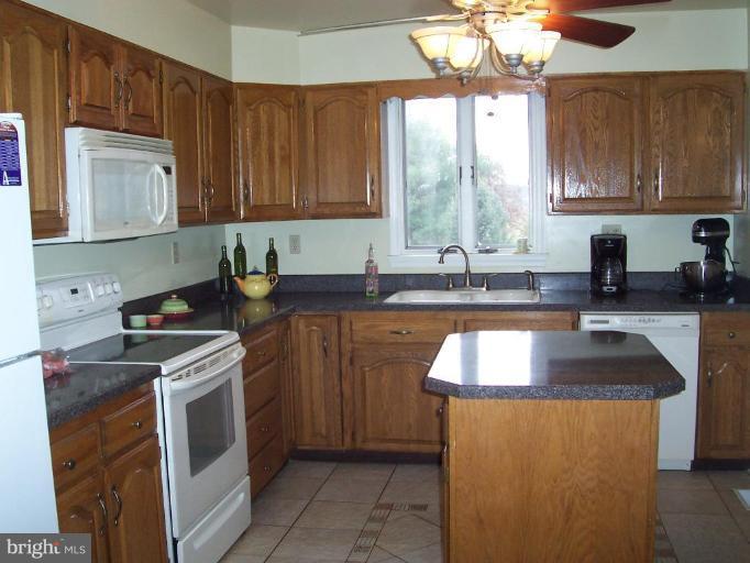 1728 Baust Church Road Union Bridge, MD 21791 - Photo 3 of 18 Kitchen