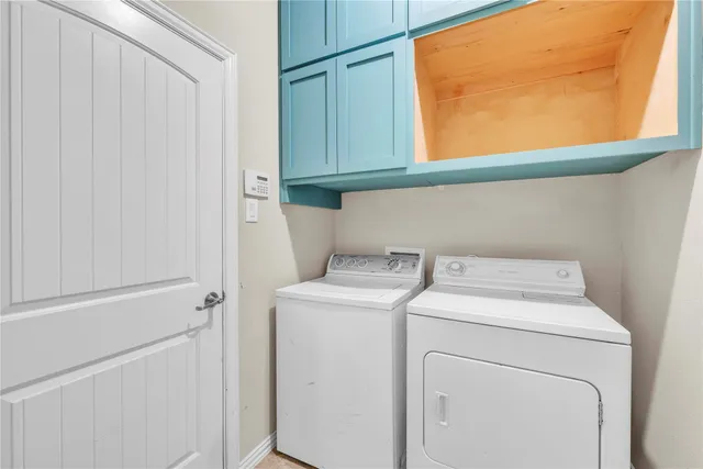 $2,100 | 1911 Autumn Run Lane, Round Rock, TX 78665