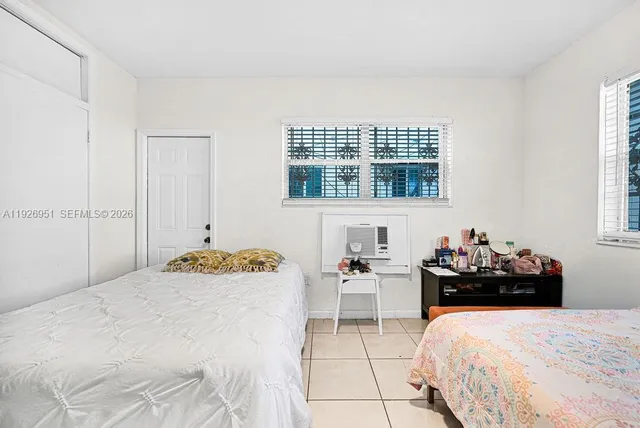 $1,780 | 7625 Harding Avenue, Unit 1, Miami Beach, FL 33141