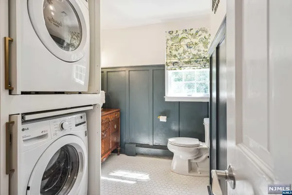 $675,000 | 18 Dorset Lane, Lafayette, NJ 07848