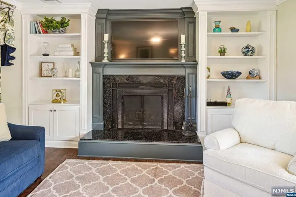 $675,000 | 18 Dorset Lane, Lafayette, NJ 07848