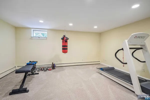$675,000 | 18 Dorset Lane, Lafayette, NJ 07848