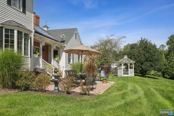 $675,000 | 18 Dorset Lane, Lafayette, NJ 07848