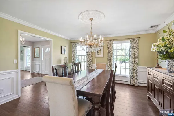 $675,000 | 18 Dorset Lane, Lafayette, NJ 07848