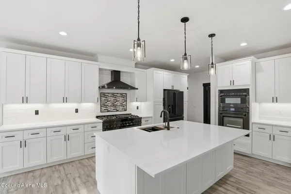 $1,590,000 | 10245 East Bunco Road, Athol, ID 83801