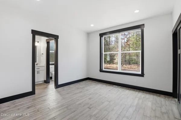 $1,590,000 | 10245 East Bunco Road, Athol, ID 83801