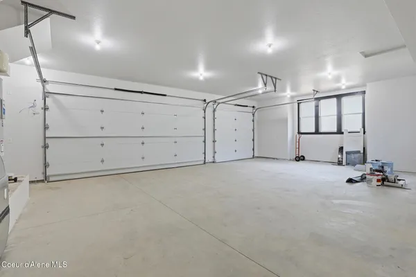 $1,590,000 | 10245 East Bunco Road, Athol, ID 83801