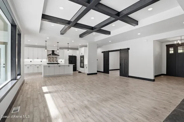 $1,590,000 | 10245 East Bunco Road, Athol, ID 83801