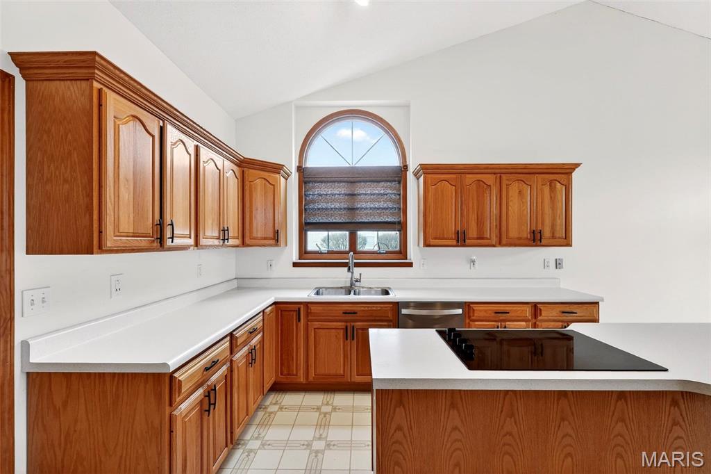 1728 Clover Ridge Columbia, IL 62236 - Photo 15 of 40