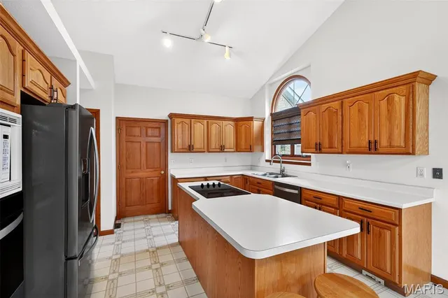 $449,900 | 1728 Clover Ridge, Columbia, IL 62236