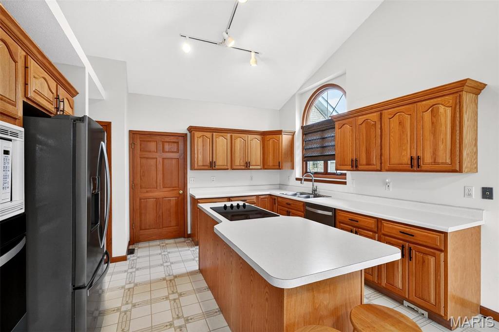 1728 Clover Ridge Columbia, IL 62236 - Photo 18 of 40