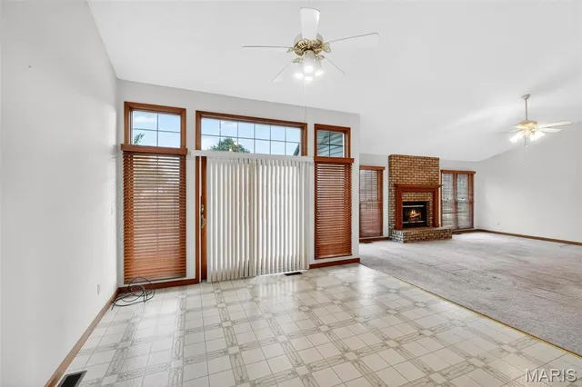 $449,900 | 1728 Clover Ridge, Columbia, IL 62236