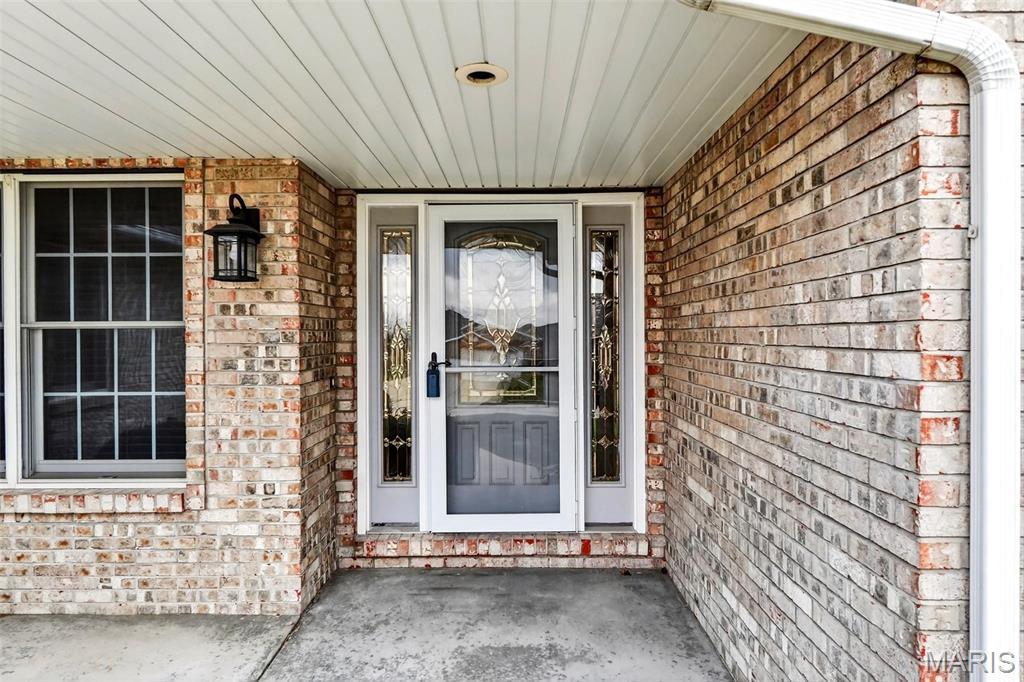 1728 Clover Ridge Columbia, IL 62236 - Photo 2 of 40