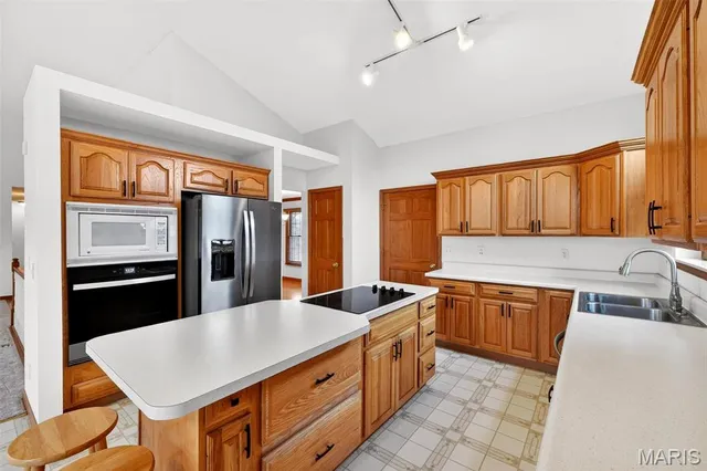 $449,900 | 1728 Clover Ridge, Columbia, IL 62236