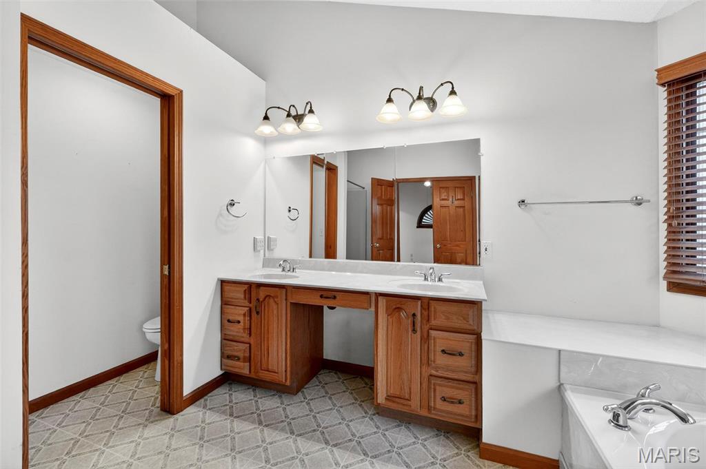 1728 Clover Ridge Columbia, IL 62236 - Photo 31 of 40