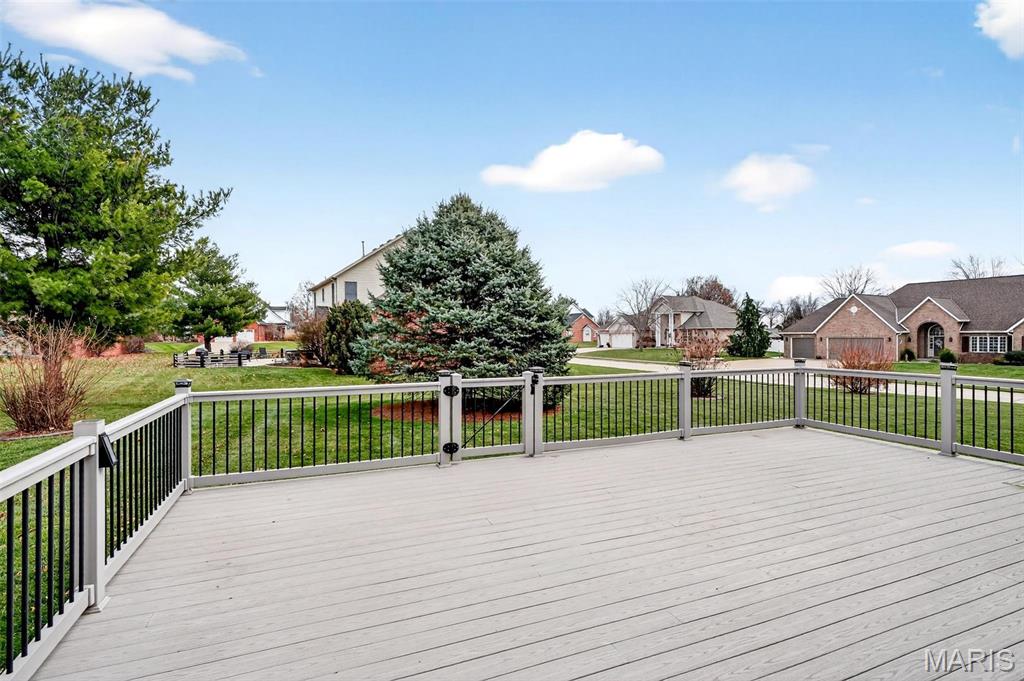 1728 Clover Ridge Columbia, IL 62236 - Photo 33 of 40